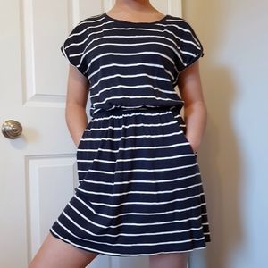 H&M Basic Navy White Striped T-Shirt Dress